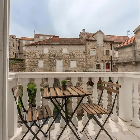 Riva Apartments Villa Thalia - Milna, Brac Milna  Esterno foto