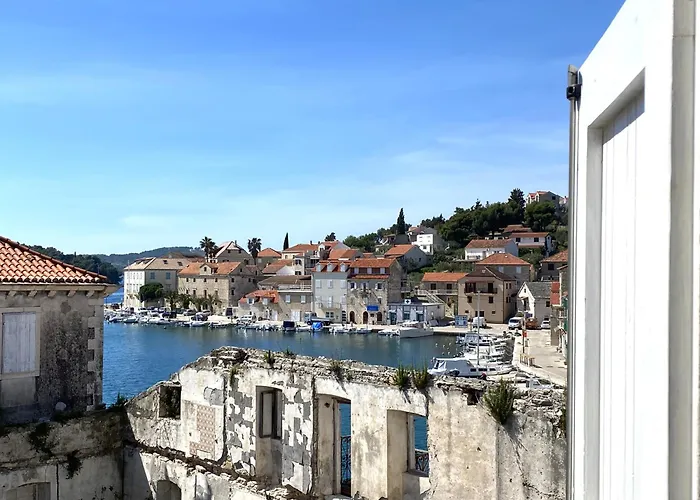 Riva Apartments Villa Thalia - Milna, Brac